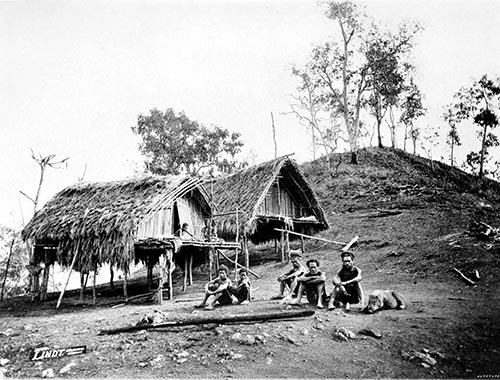 Sizzler's Restaurant - black & white photographs of early picturesque scenes of Papua New Guinea
